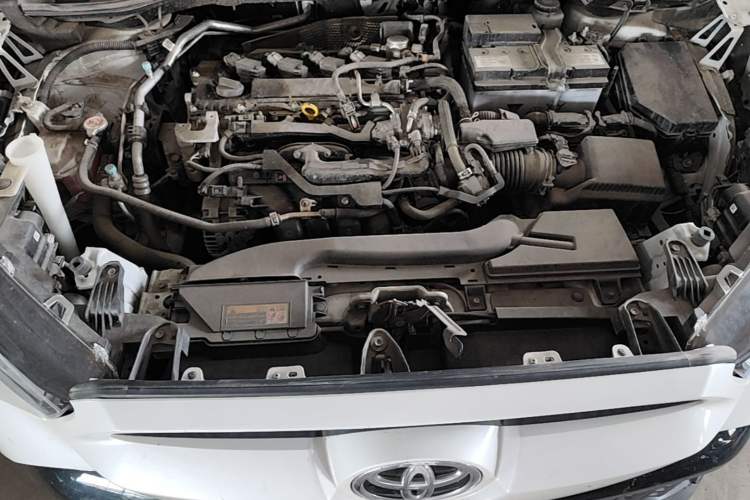 Used Toyota FRONTLANDER 2023 2.0L CVT Elite Edition Engine Bay
