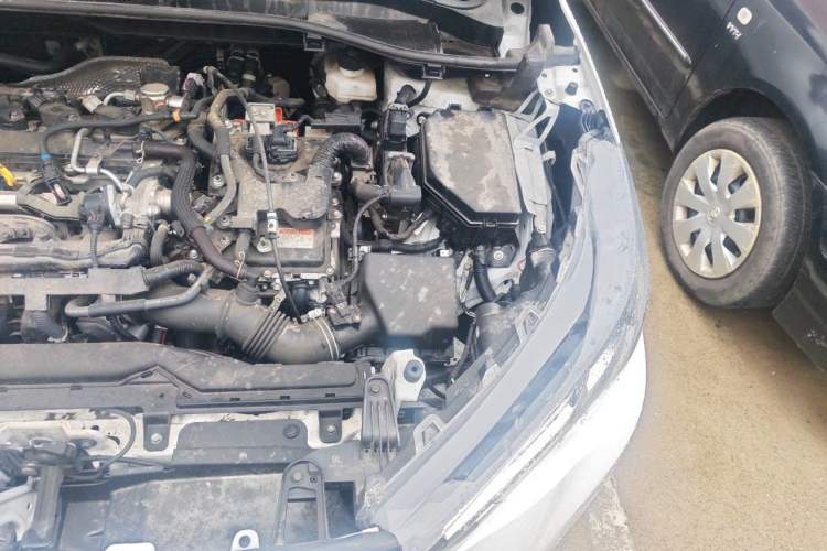 Used Toyota FRONTLANDER 2023 2.0L Smart Electric Hybrid Dual-Engine Leading Edition Engine Bay Left
