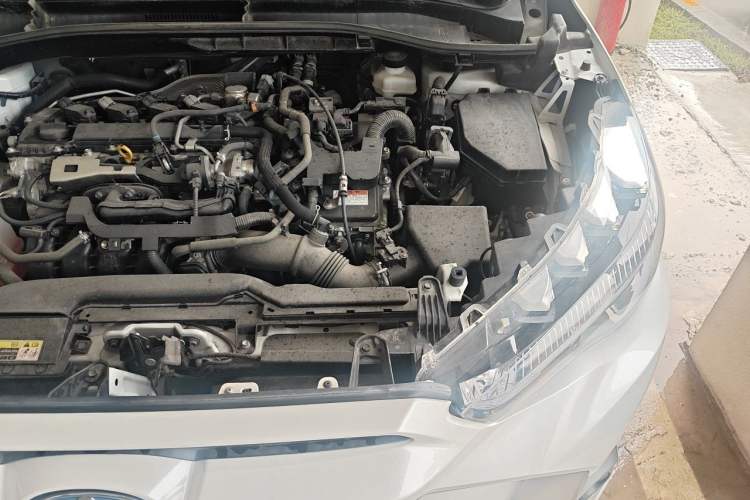 Used Toyota FRONTLANDER 2023 2.0L Smart Electric Hybrid Dual-Engine Luxury Edition Engine Bay Left