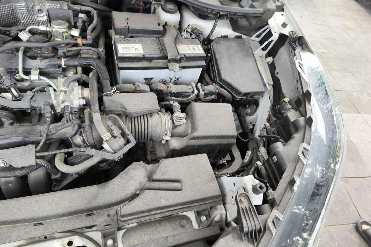 Used Toyota FRONTLANDER 2023 2.0L CVT Leading Edition Engine Bay Left