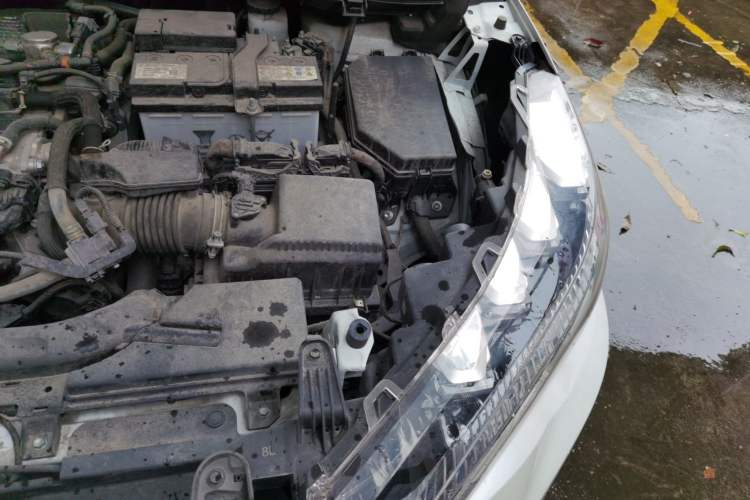 Used Toyota FRONTLANDER 2023 2.0L CVT Luxury Edition Engine Bay Left