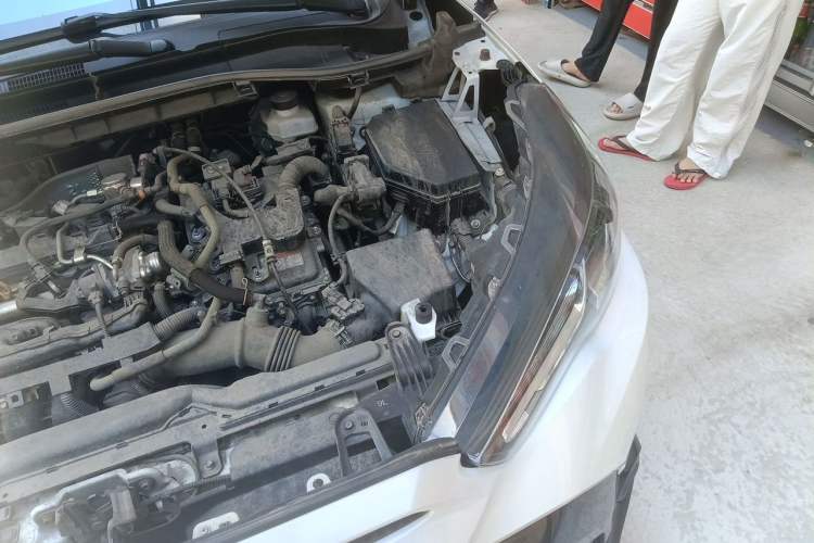 Used Toyota FRONTLANDER 2023 2.0L Smart Electric Hybrid Dual-Engine Leading Edition Engine Bay Left