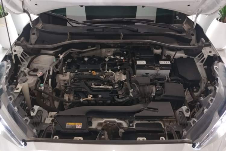 Used Toyota FRONTLANDER 2023 2.0L CVT Elite Edition Engine Bay