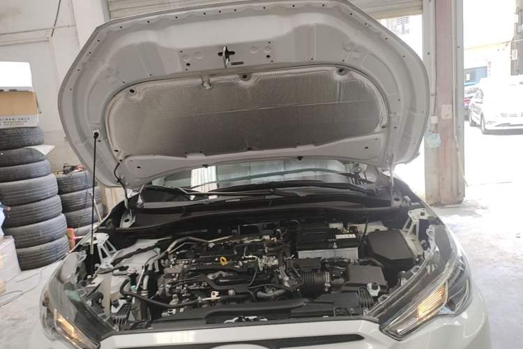 Used Toyota FRONTLANDER 2023 2.0L CVT Elite Edition Engine Bay