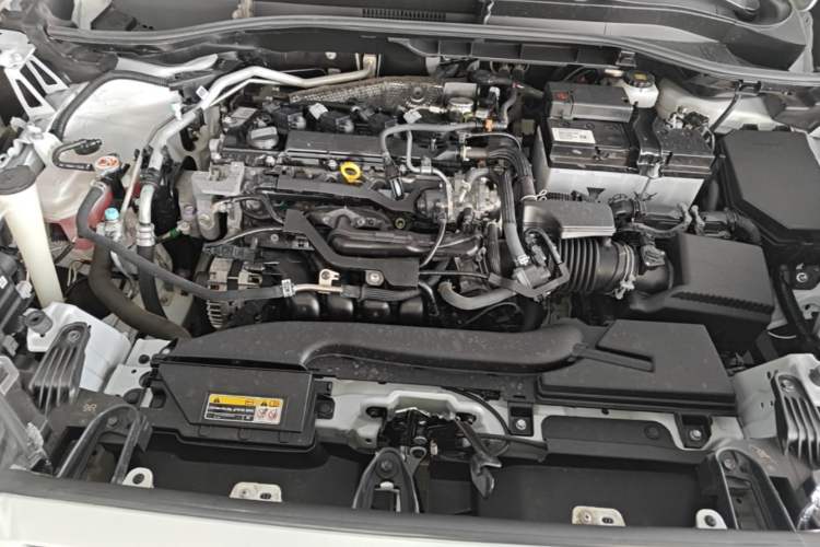 Used Toyota FRONTLANDER 2023 2.0L CVT Elite Edition Engine Bay