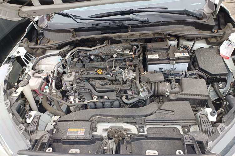 Used Toyota FRONTLANDER 2023 2.0L CVT Elite Edition Engine Bay