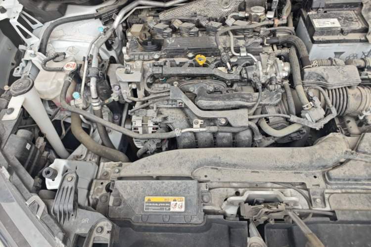 Used Toyota FRONTLANDER 2023 2.0L CVT Elite Edition Engine Bay Right