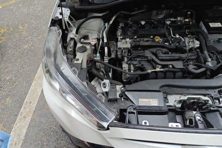 Used Toyota FRONTLANDER 2023 2.0L CVT Elite Edition Engine Bay Right