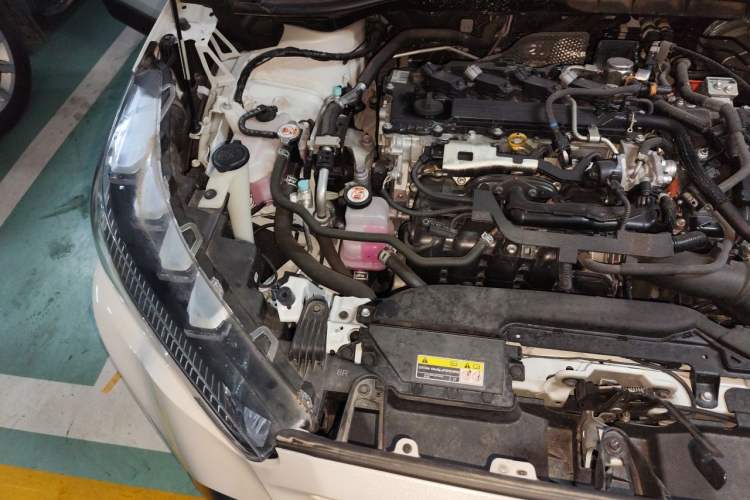 Used Toyota FRONTLANDER 2023 2.0L Smart Electric Hybrid Dual-Engine Luxury Edition Engine Bay Right