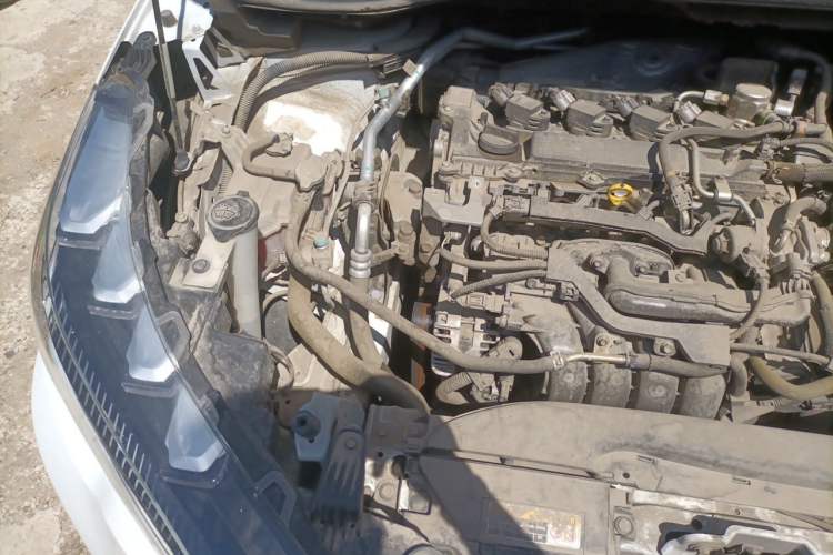 Used Toyota FRONTLANDER 2023 2.0L CVT Luxury Edition Engine Bay Right