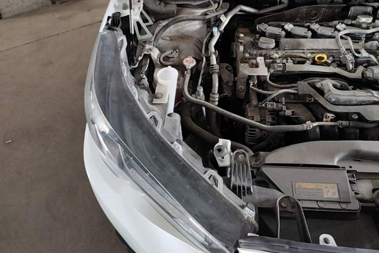Used Toyota FRONTLANDER 2023 2.0L CVT Elite Edition Engine Bay Right