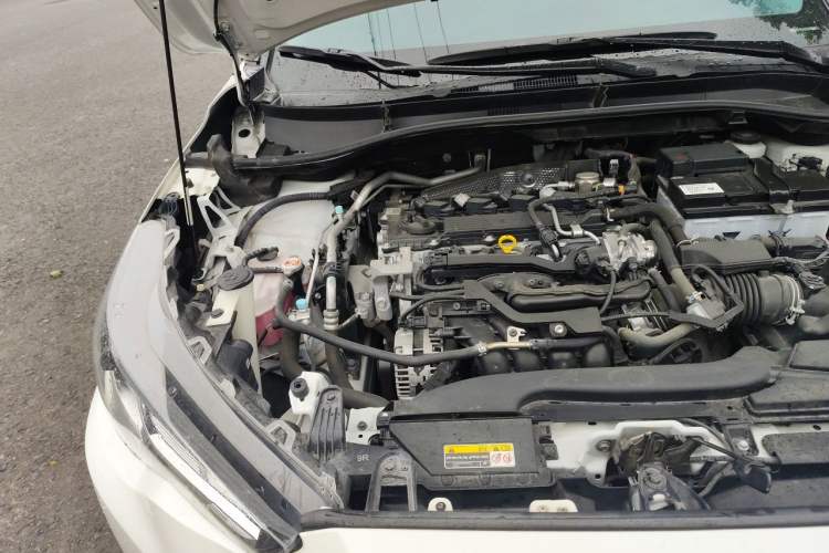 Used Toyota FRONTLANDER 2023 2.0L CVT Elite Edition Engine Bay Right