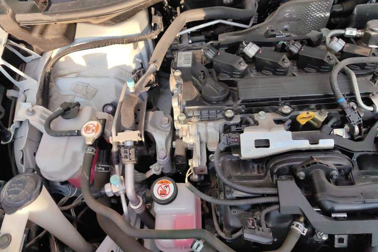 Used Toyota FRONTLANDER 2023 2.0L Smart Electric Hybrid Dual-Engine Leading Edition Engine Bay Right