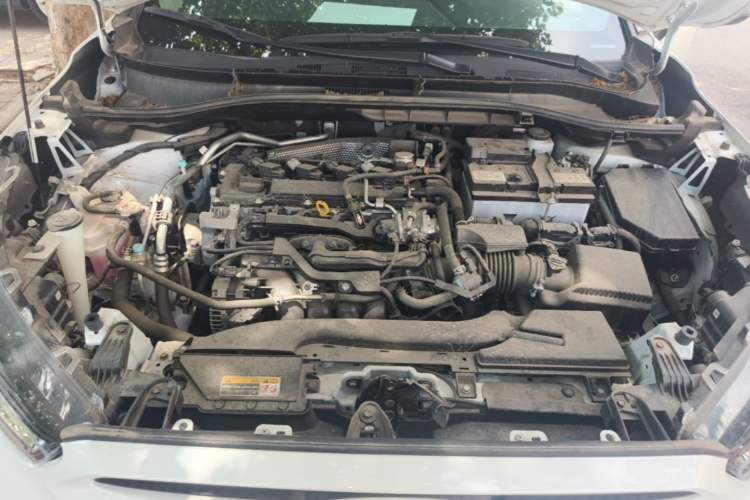 Used Toyota FRONTLANDER 2023 2.0L CVT Elite Edition Engine Bay