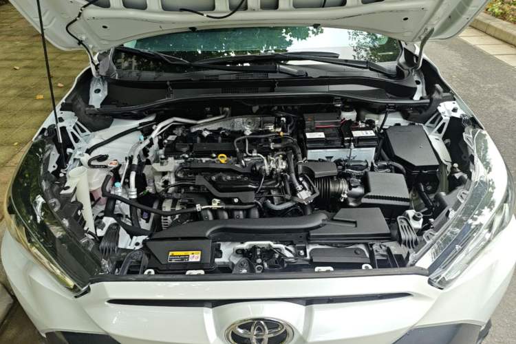 Used Toyota FRONTLANDER 2023 2.0L CVT Elite Edition Engine Bay