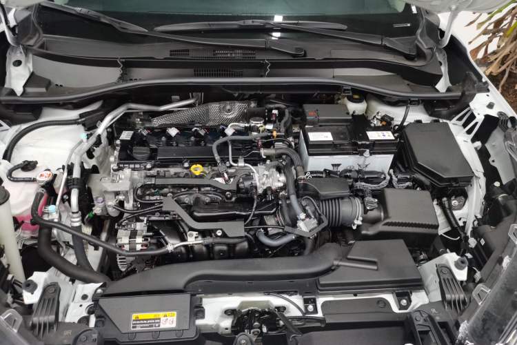 Used Toyota FRONTLANDER 2023 2.0L CVT Leading Edition Engine Bay