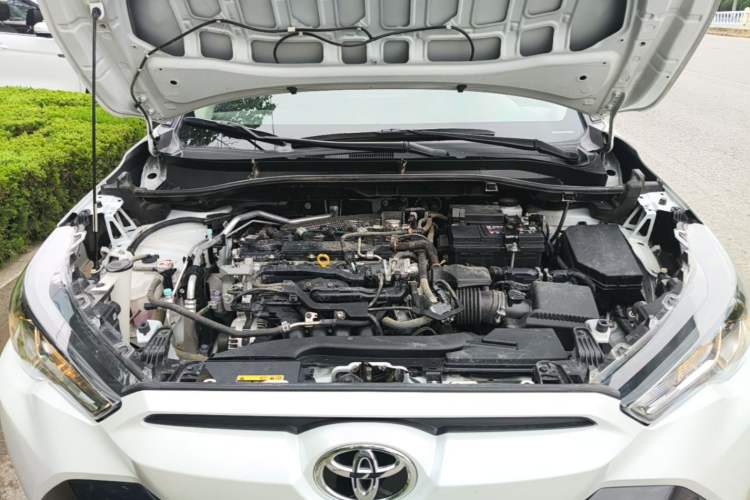 Used Toyota FRONTLANDER 2023 2.0L CVT Elite Edition Engine Bay