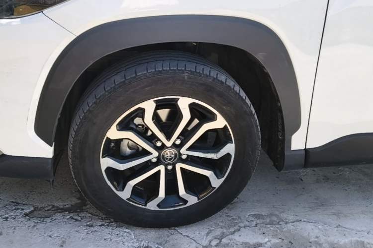 Used Toyota FRONTLANDER 2023 2.0L CVT Luxury Edition Exterior 4