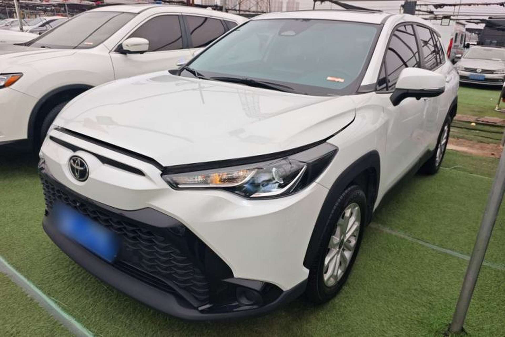 Used Toyota FRONTLANDER 2023 2.0L CVT Leading Edition Front Left 45 Deg