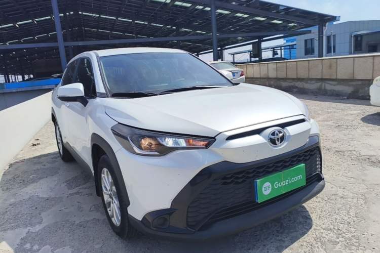 Used Toyota FRONTLANDER 2023 2.0L CVT Elite Edition Front Right 45 Deg