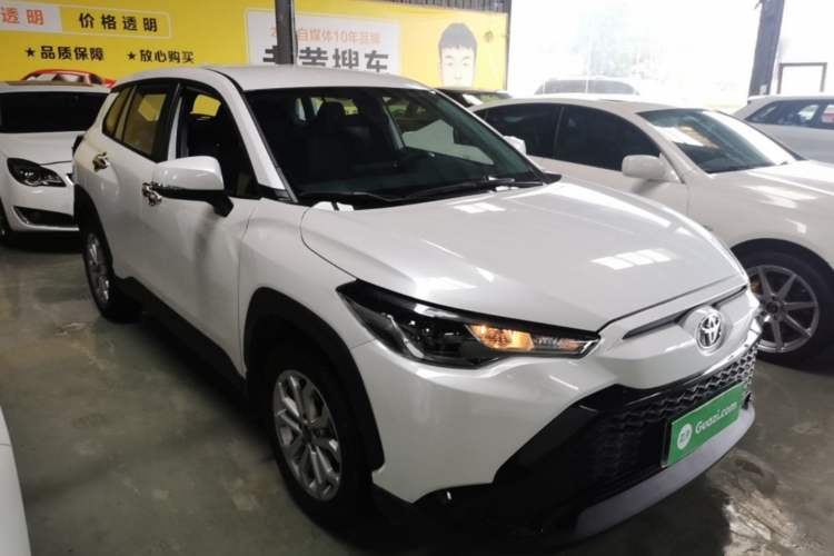 Used Toyota FRONTLANDER 2023 2.0L CVT Elite Edition Front Right 45 Deg