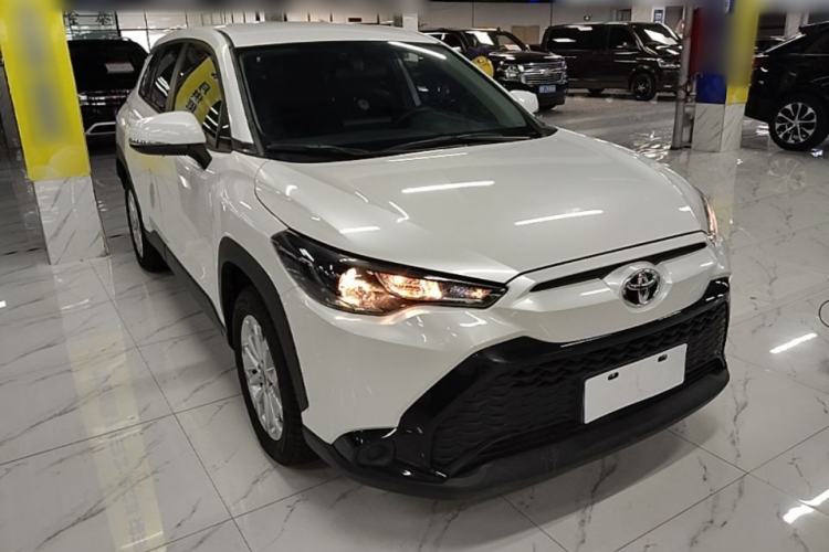 Used Toyota FRONTLANDER 2023 2.0L CVT Elite Edition Front Right 45 Deg