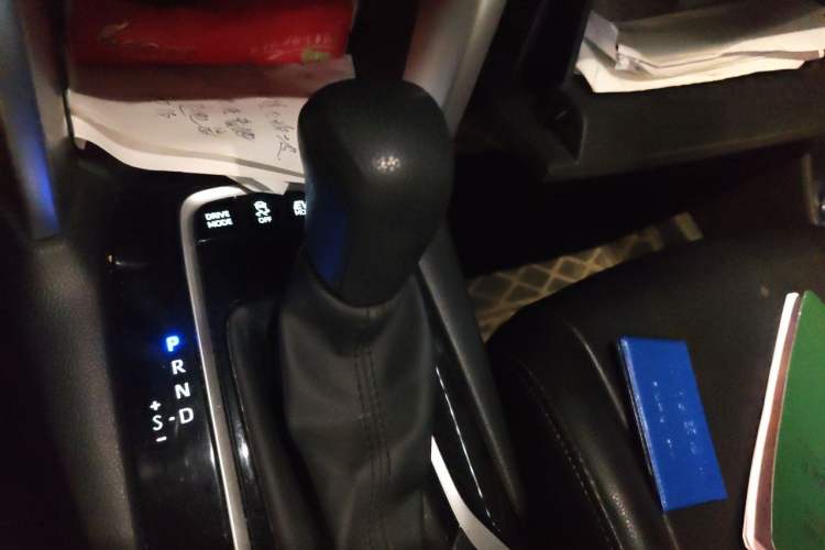 Used Toyota FRONTLANDER 2023 2.0L Smart Electric Hybrid Dual-Engine Leading Edition Gear Lever