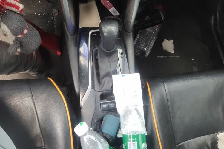 Used Toyota FRONTLANDER 2023 2.0L CVT Elite Edition Gear Lever