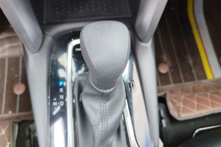 Used Toyota FRONTLANDER 2023 2.0L CVT Leading Edition Gear Lever