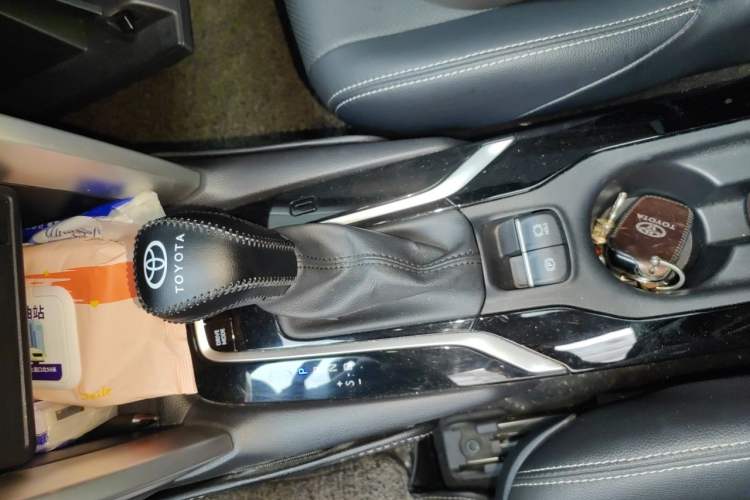 Used Toyota FRONTLANDER 2023 2.0L Smart Electric Hybrid Dual-Engine Luxury Edition Gear Lever