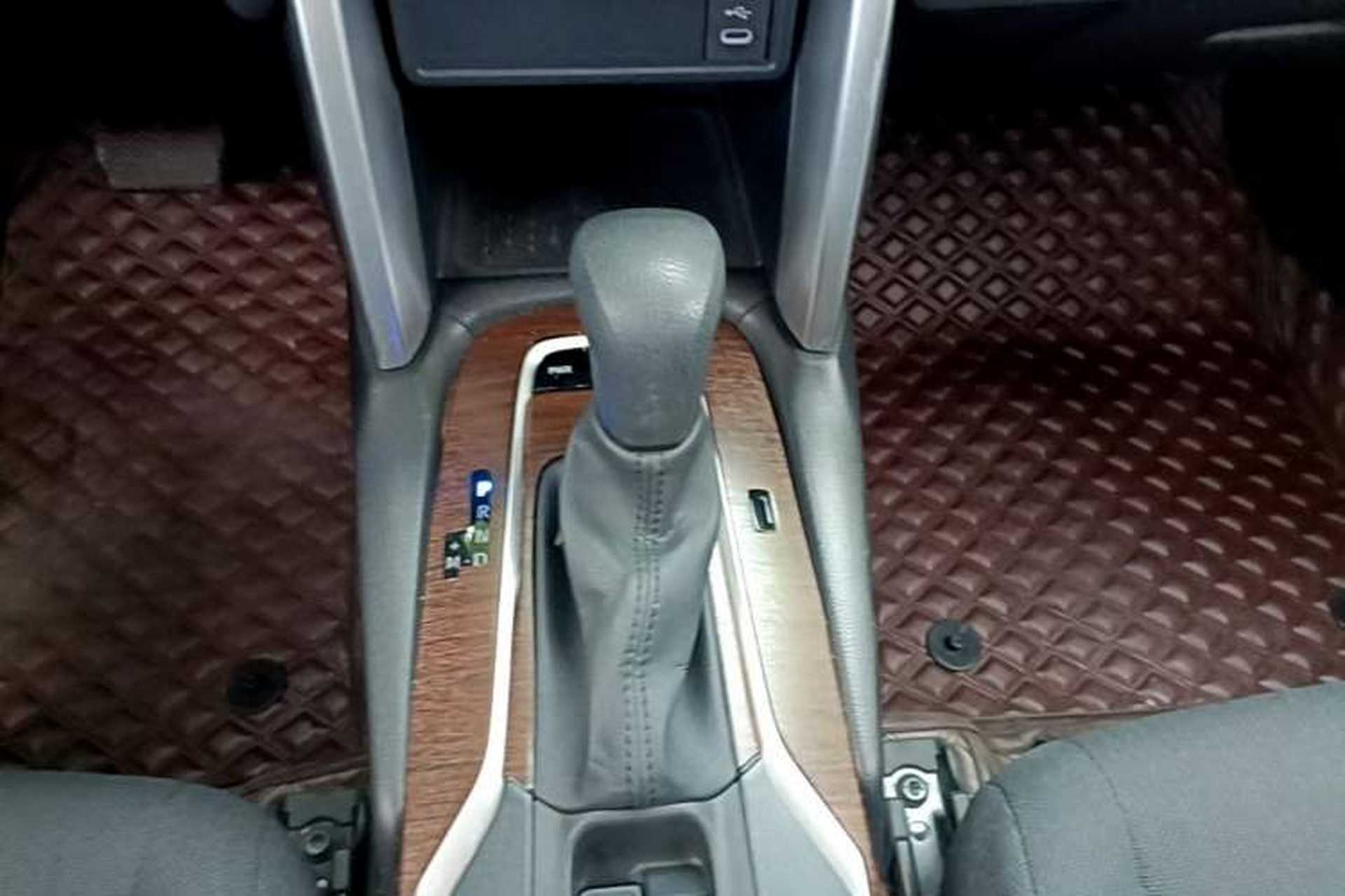 Used Toyota FRONTLANDER 2023 2.0L CVT Leading Edition Gear Lever