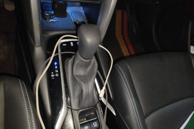 Used Toyota FRONTLANDER 2023 2.0L CVT Luxury Edition Gear Lever