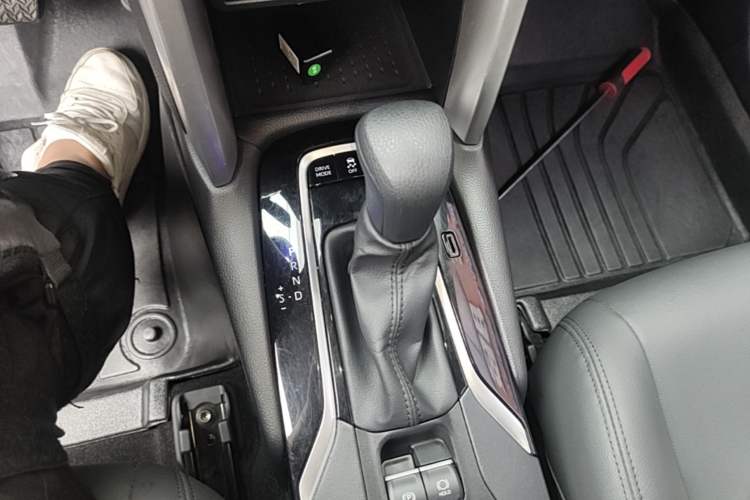 Used Toyota FRONTLANDER 2023 2.0L Smart Electric Hybrid Dual-Engine Leading Edition Gear Lever