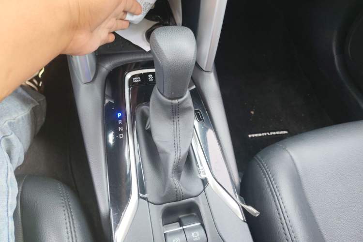 Used Toyota FRONTLANDER 2023 2.0L Smart Electric Hybrid Dual-Engine Leading Edition Gear Lever