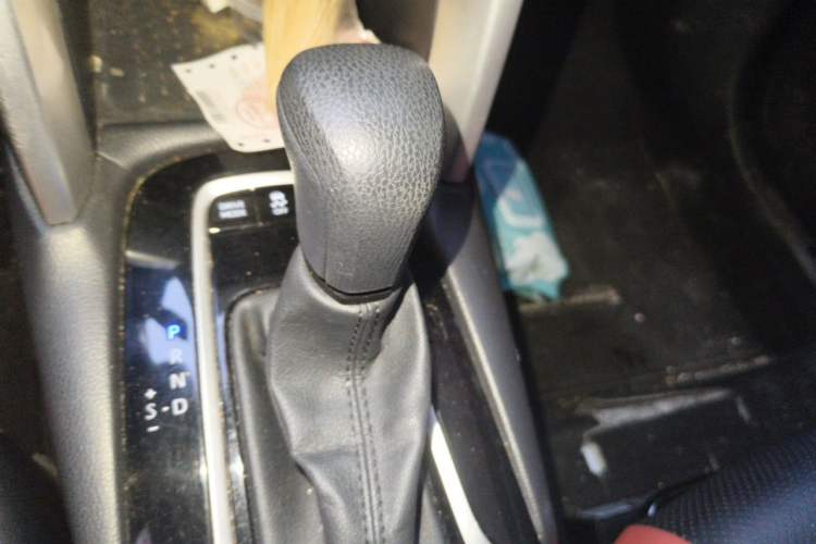 Used Toyota FRONTLANDER 2023 2.0L Smart Electric Hybrid Dual-Engine Leading Edition Gear Lever