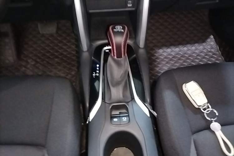 Used Toyota FRONTLANDER 2023 2.0L CVT Leading Edition Gear Lever