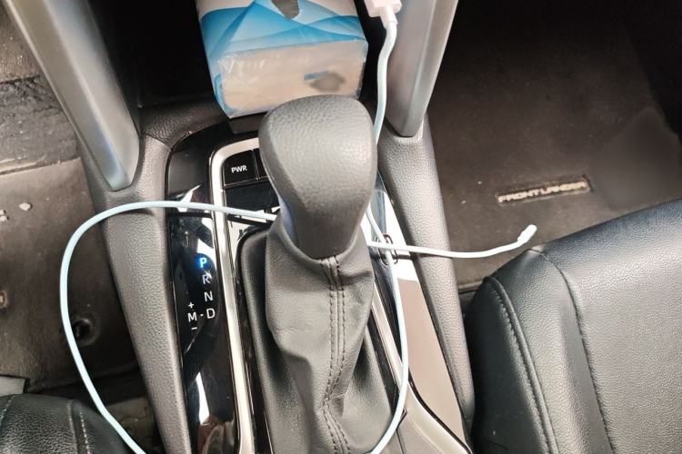 Used Toyota FRONTLANDER 2023 2.0L CVT Elite Edition Gear Lever