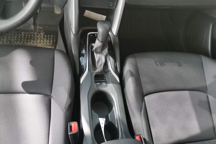 Used Toyota FRONTLANDER 2023 2.0L CVT Elite Edition Gear Lever