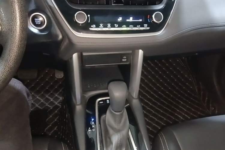 Used Toyota FRONTLANDER 2023 2.0L CVT Leading Edition Gear Lever