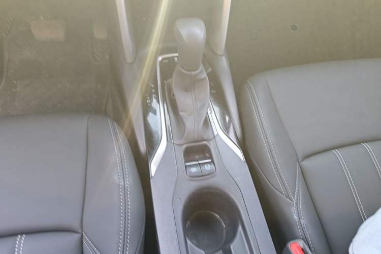Used Toyota FRONTLANDER 2023 2.0L CVT Leading Edition Gear Lever