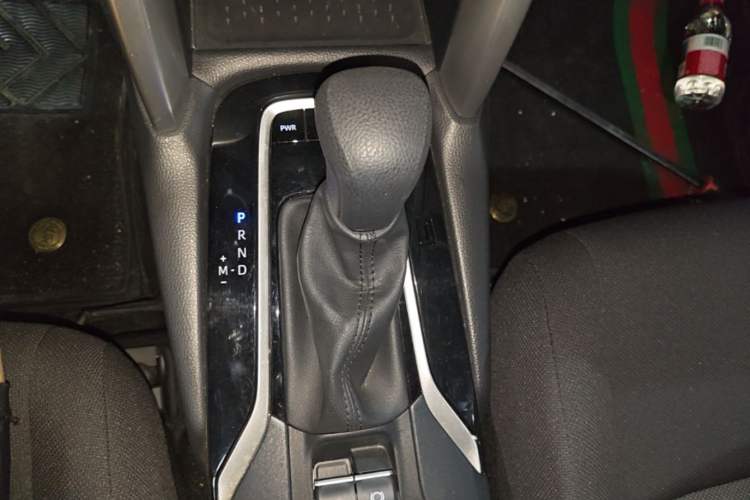 Used Toyota FRONTLANDER 2023 2.0L CVT Elite Edition Gear Lever