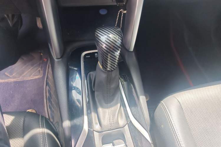 Used Toyota FRONTLANDER 2023 2.0L CVT Luxury Edition Gear Lever