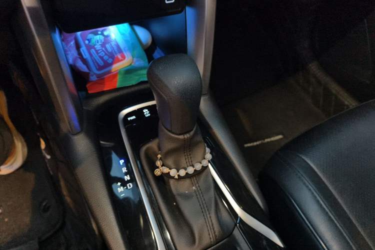 Used Toyota FRONTLANDER 2023 2.0L CVT Luxury Edition Gear Lever