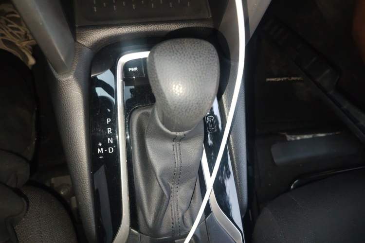 Used Toyota FRONTLANDER 2023 2.0L CVT Leading Edition Gear Lever