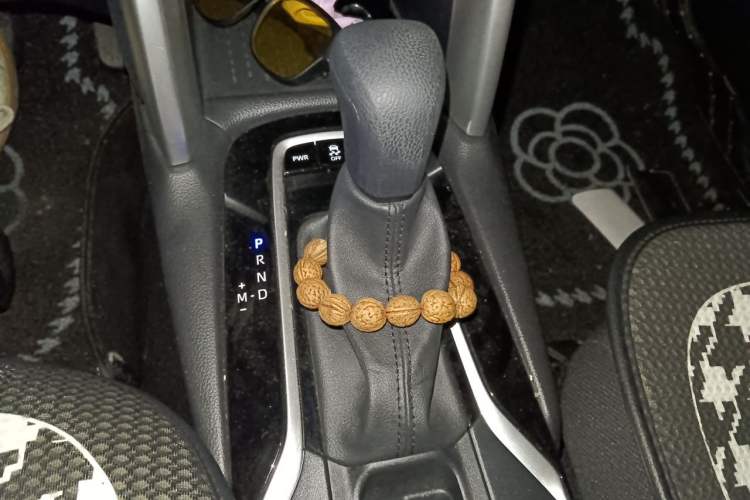 Used Toyota FRONTLANDER 2023 2.0L CVT Leading Edition Gear Lever