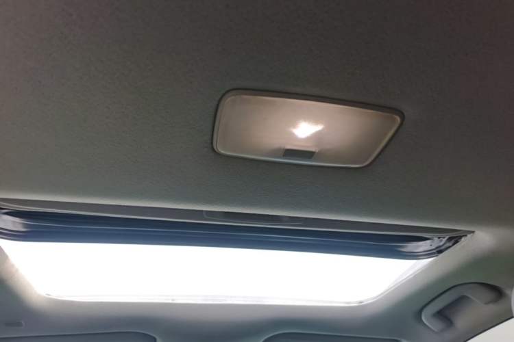 Used Toyota FRONTLANDER 2023 2.0L CVT Luxury Edition Headliner