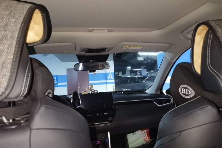 Used Toyota FRONTLANDER 2023 2.0L Smart Electric Hybrid Dual-Engine Luxury Edition Headliner