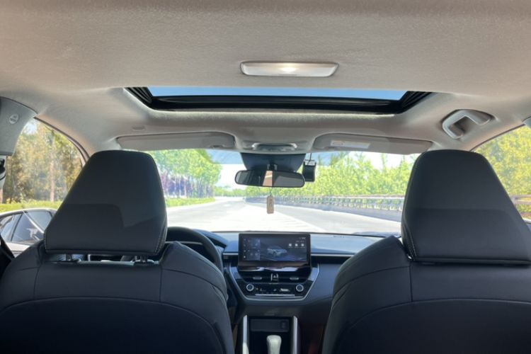 Used Toyota FRONTLANDER 2023 2.0L CVT Luxury Edition Headliner