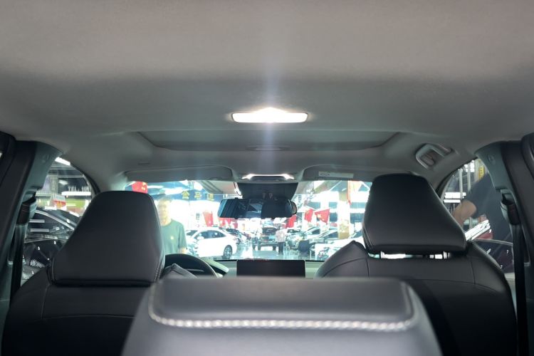 Used Toyota FRONTLANDER 2023 2.0L CVT Luxury Edition Headliner