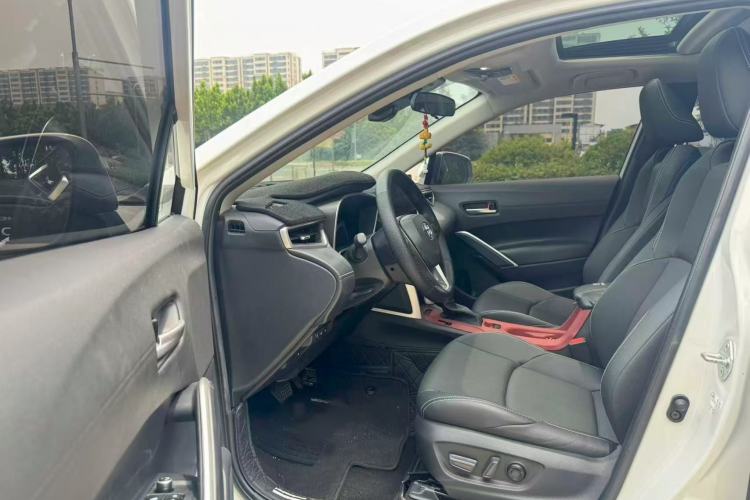 Used Toyota FRONTLANDER 2023 2.0L Smart Electric Hybrid Dual-Engine Luxury Edition Interior 1